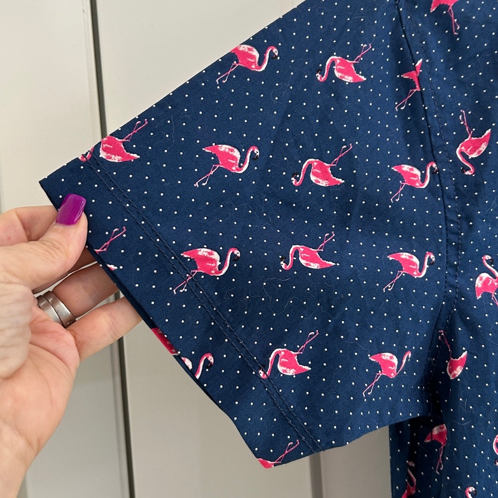NWT Fresh Prints of Bel Air flamingo short-sleeve button-down shirt |Size Med - Picture 4 of 9